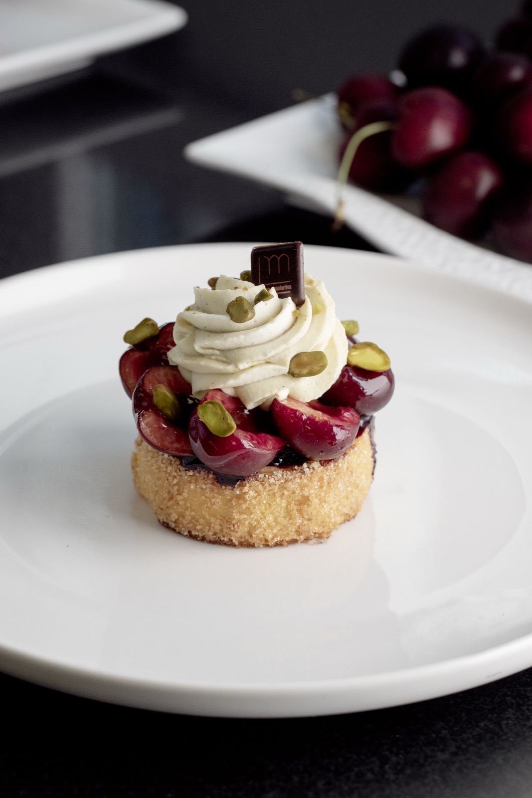 Clafoutis aux cerises et pistache